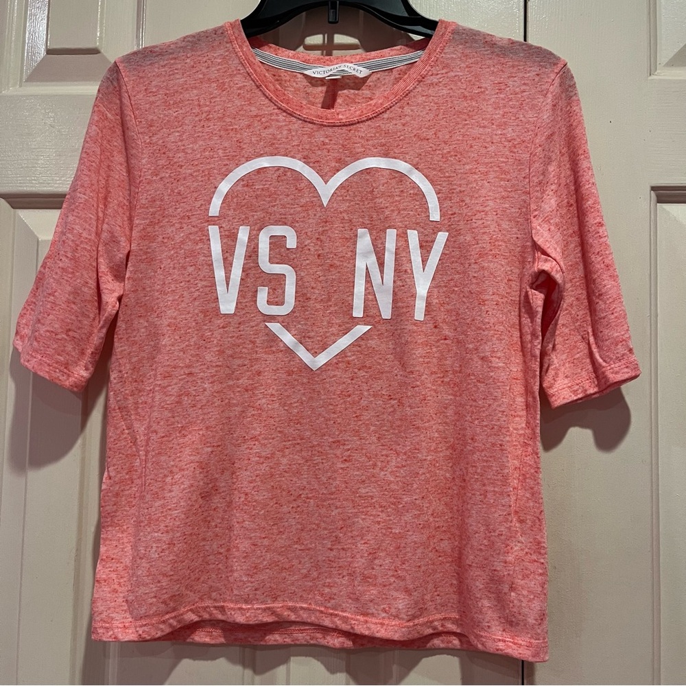 Victoria’s Secret New York Heart Heather Pink T-shirt Size XS